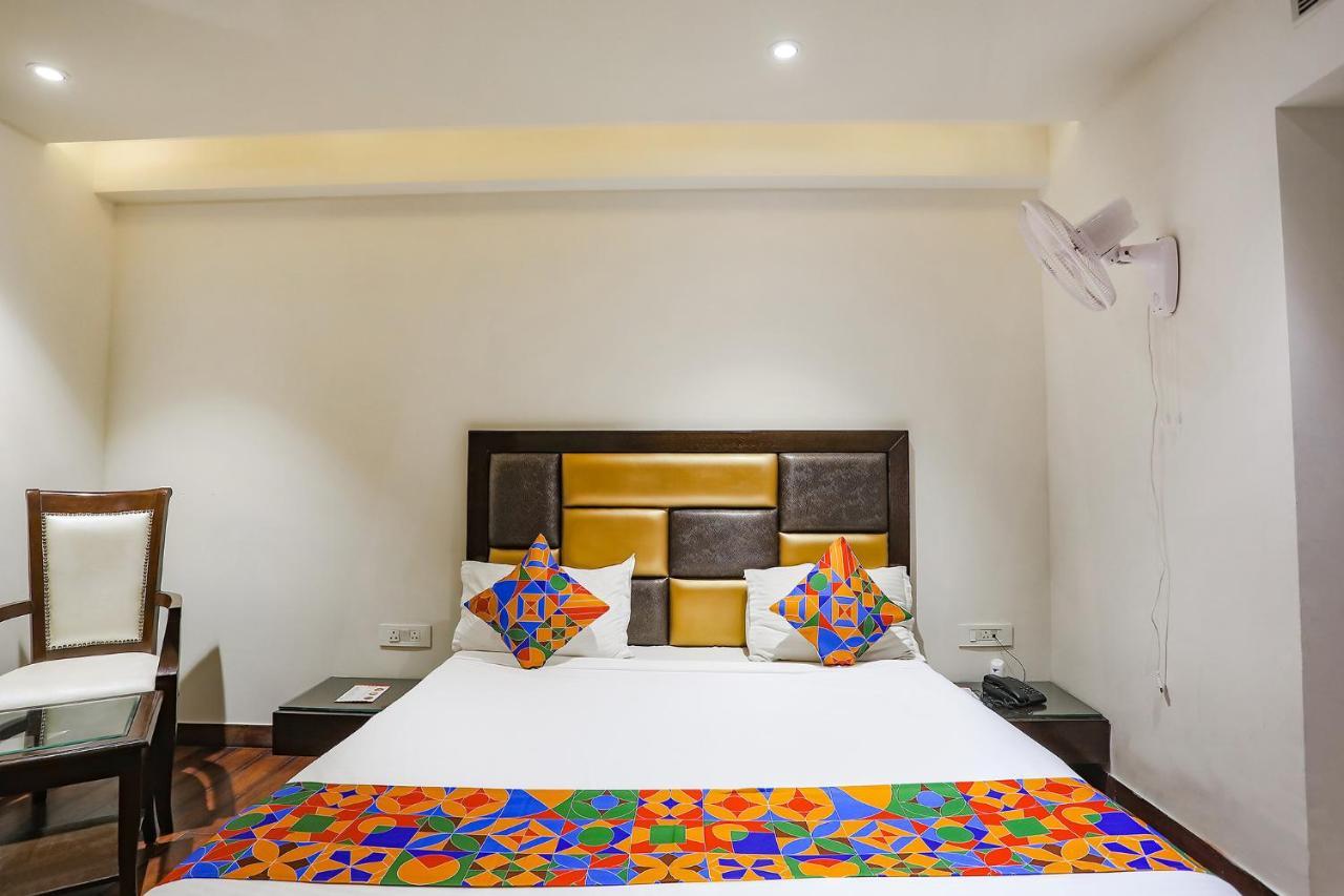 Fabhotel Grand Stay Nové Dillí Exteriér fotografie