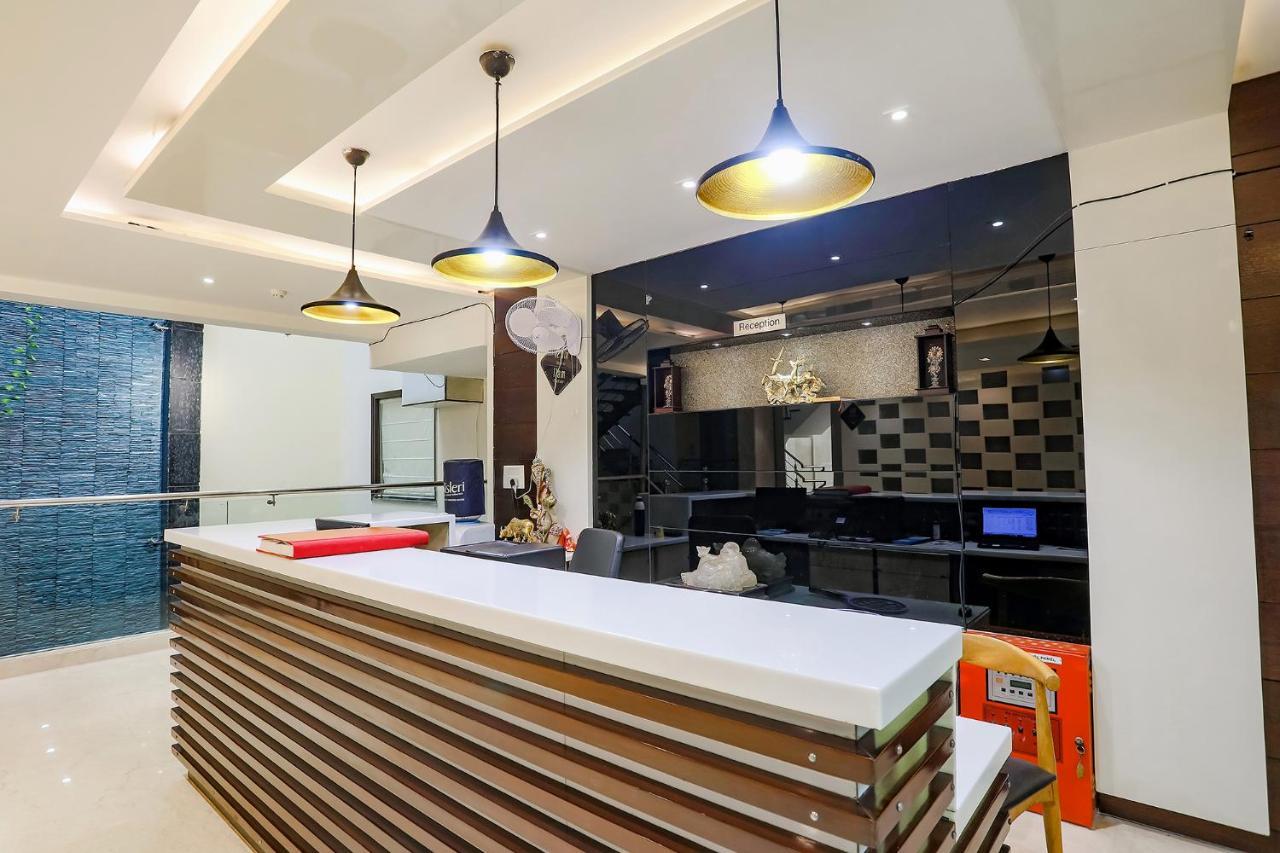 Fabhotel Grand Stay Nové Dillí Exteriér fotografie