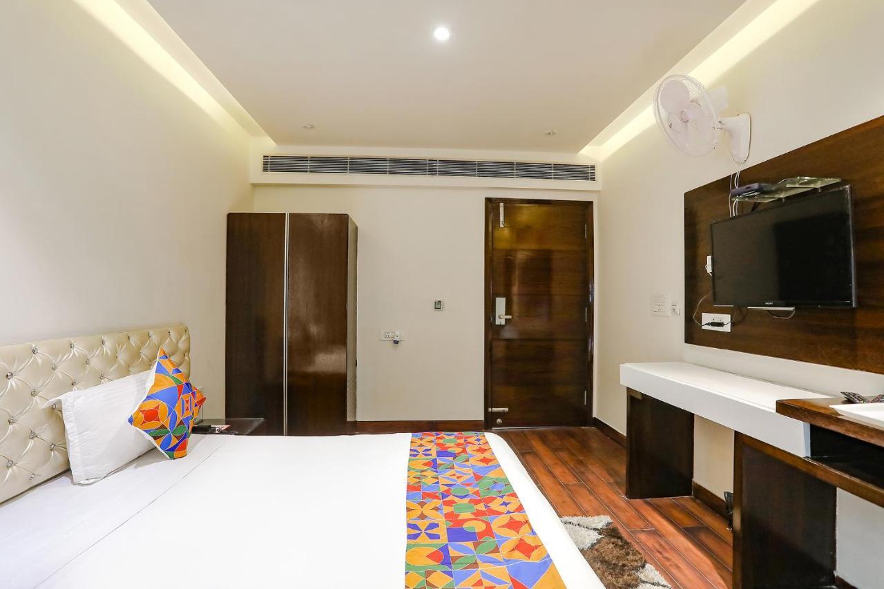 Fabhotel Grand Stay Nové Dillí Exteriér fotografie