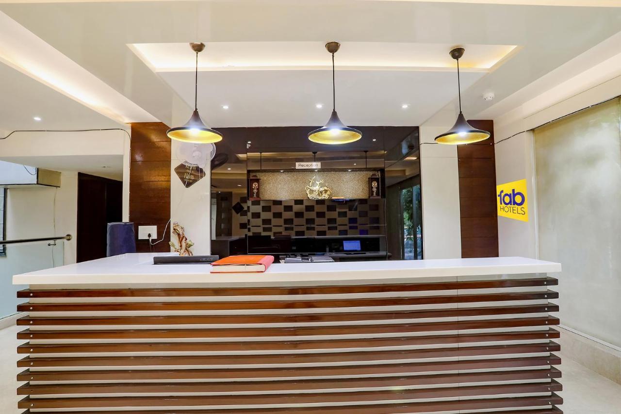 Fabhotel Grand Stay Nové Dillí Exteriér fotografie